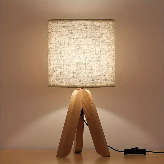 LUMIÈRE BOIS – TRIPOD TABLE LAMP WITH LINEN SHADE