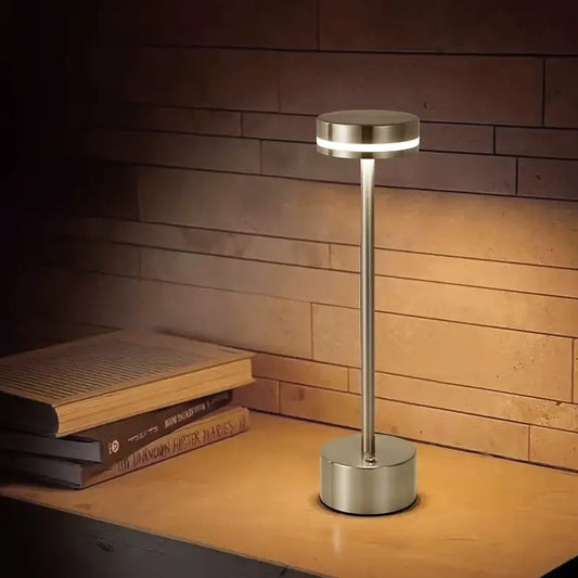 LUMIÈRE NOMADE – PORTABLE TOUCH LED LAMP