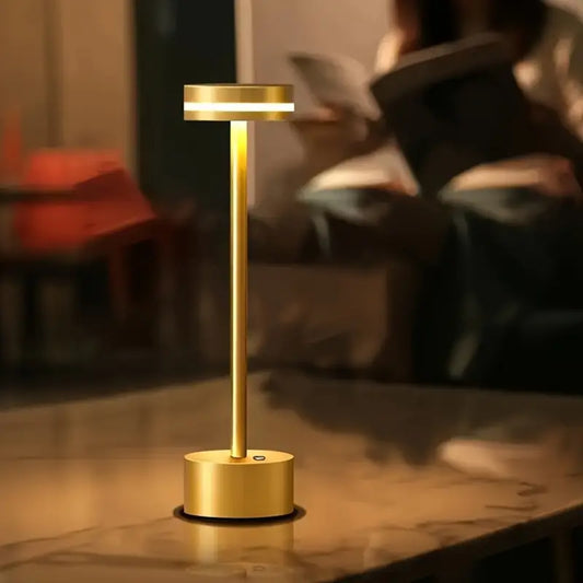 LUMIÈRE NOMADE – PORTABLE TOUCH LED LAMP
