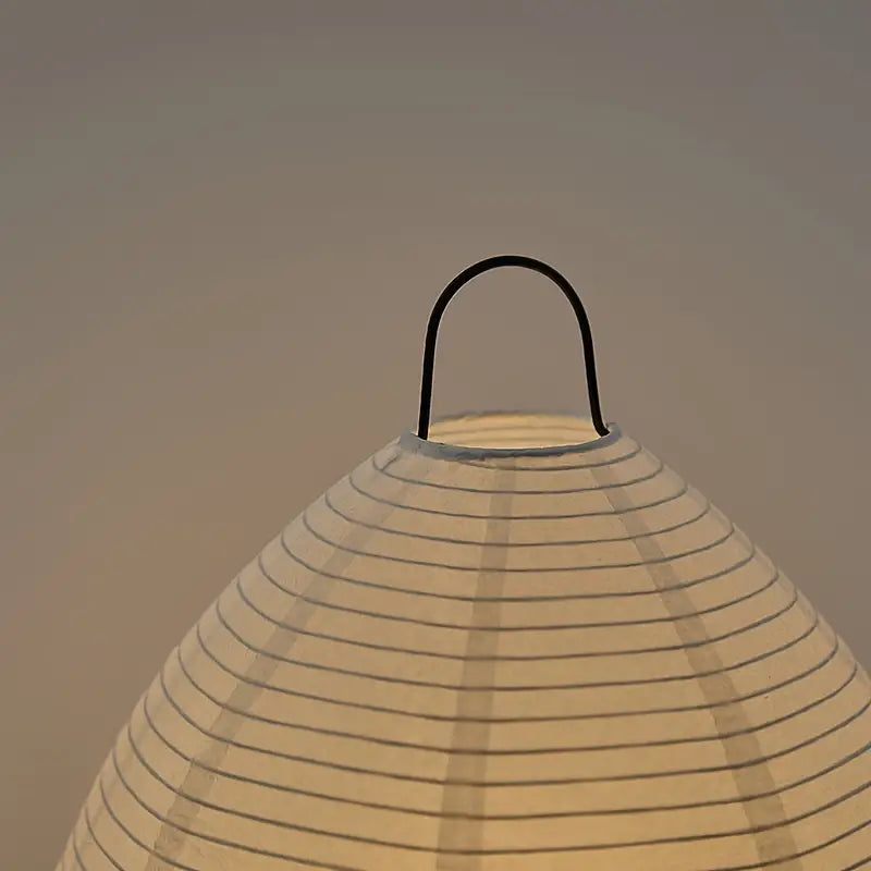 LUMIÈRE PAPIER – VINTAGE PAPER-ART EGG TABLE LAMP